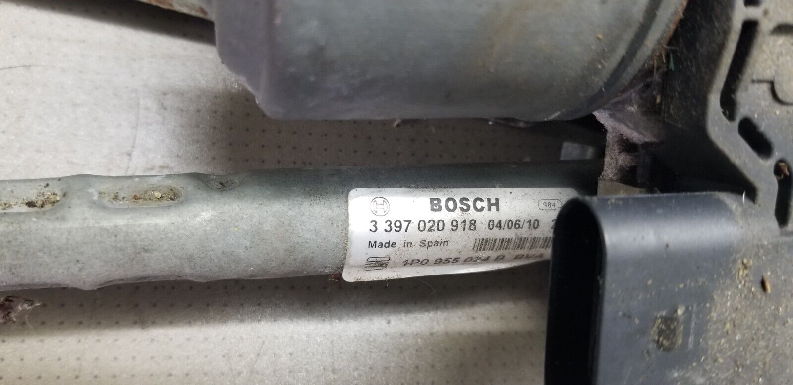 Seat Leon Mk2 2005-2012 Front Wiper Motor with Linkage Right Side 1P0955120A |O - Image 5