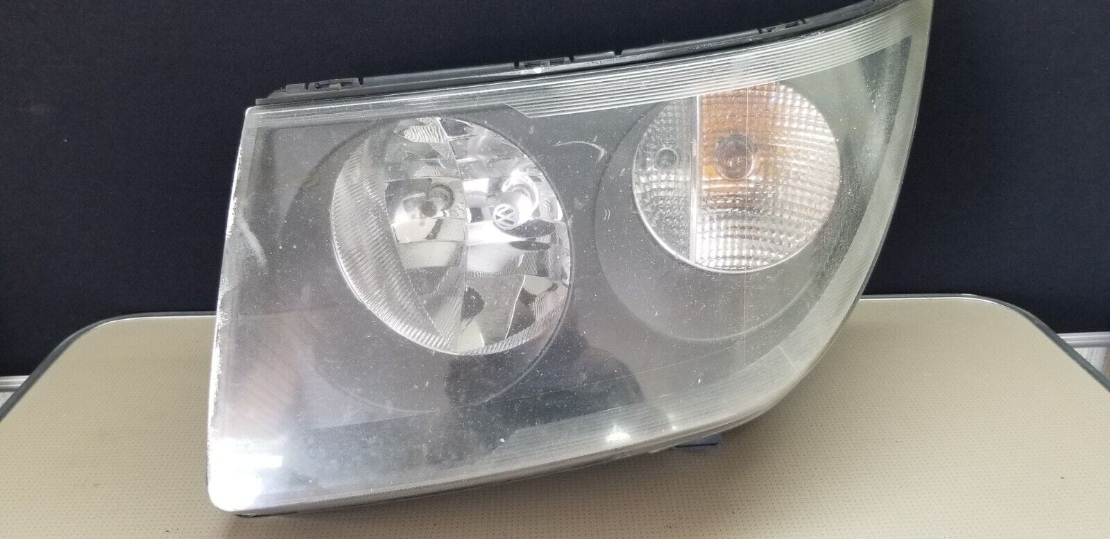 Used VW Crafter right-hand headlight 2006–2017 – front view
