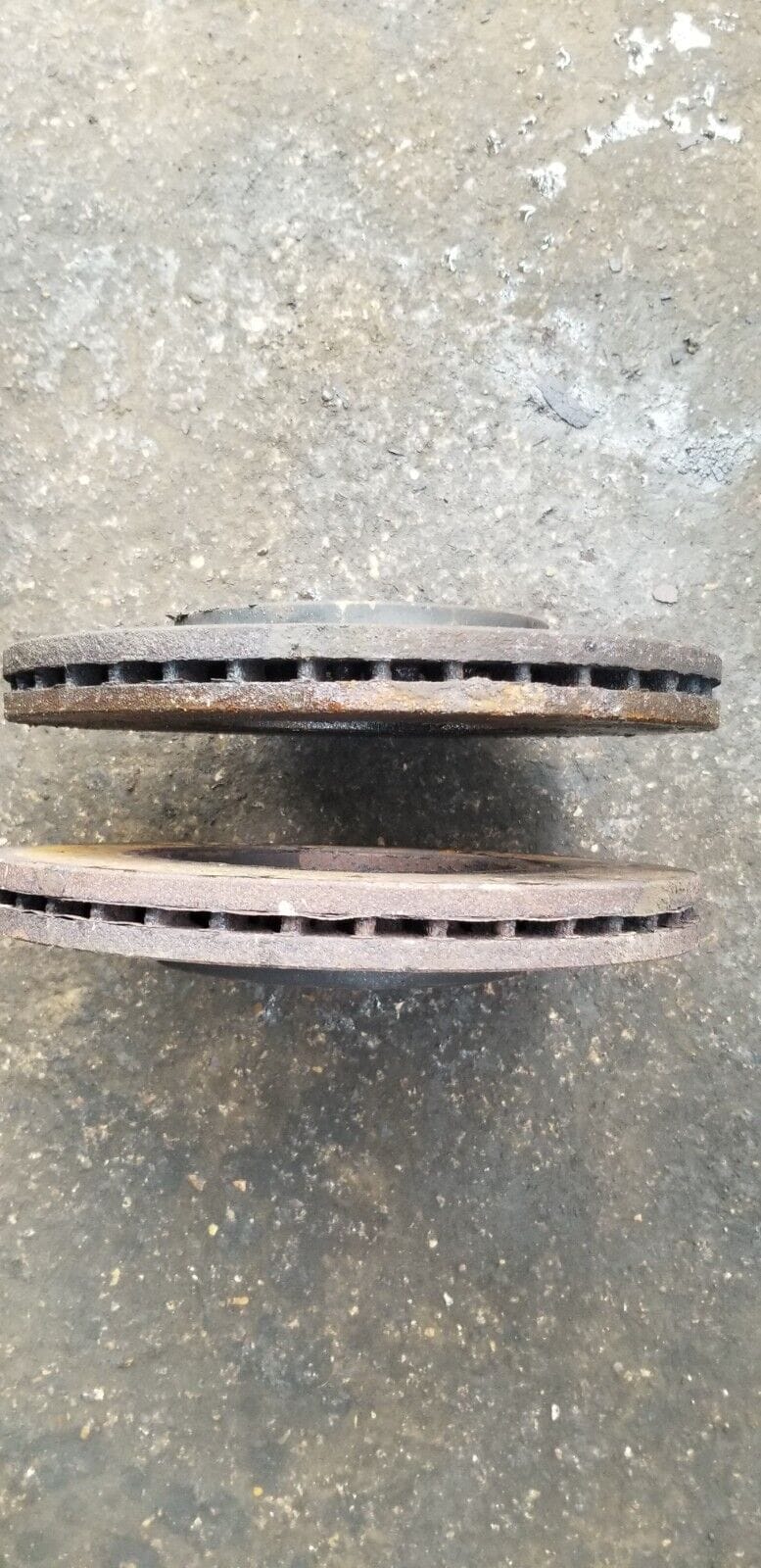 VAUXHALL VIVARO 2016 FRONT BRAKE DISCS - Image 4