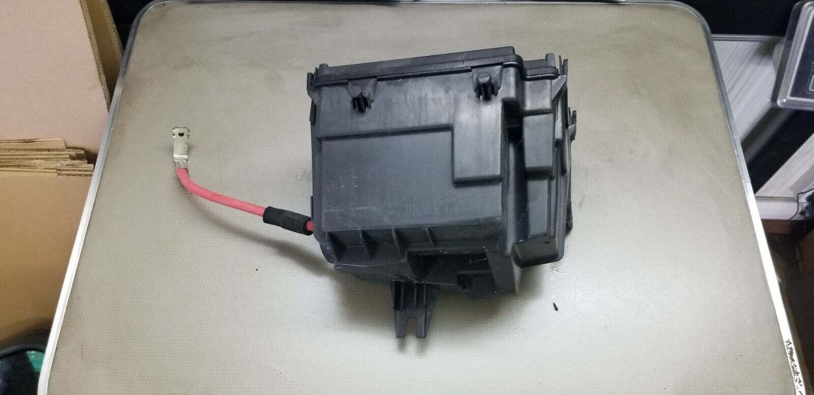 VAUXHALL VIVARO RENAULT TRAFIC 1.6 TD FUSE BOX HOUSING 243503708R 2015 - 2019 - Image 6