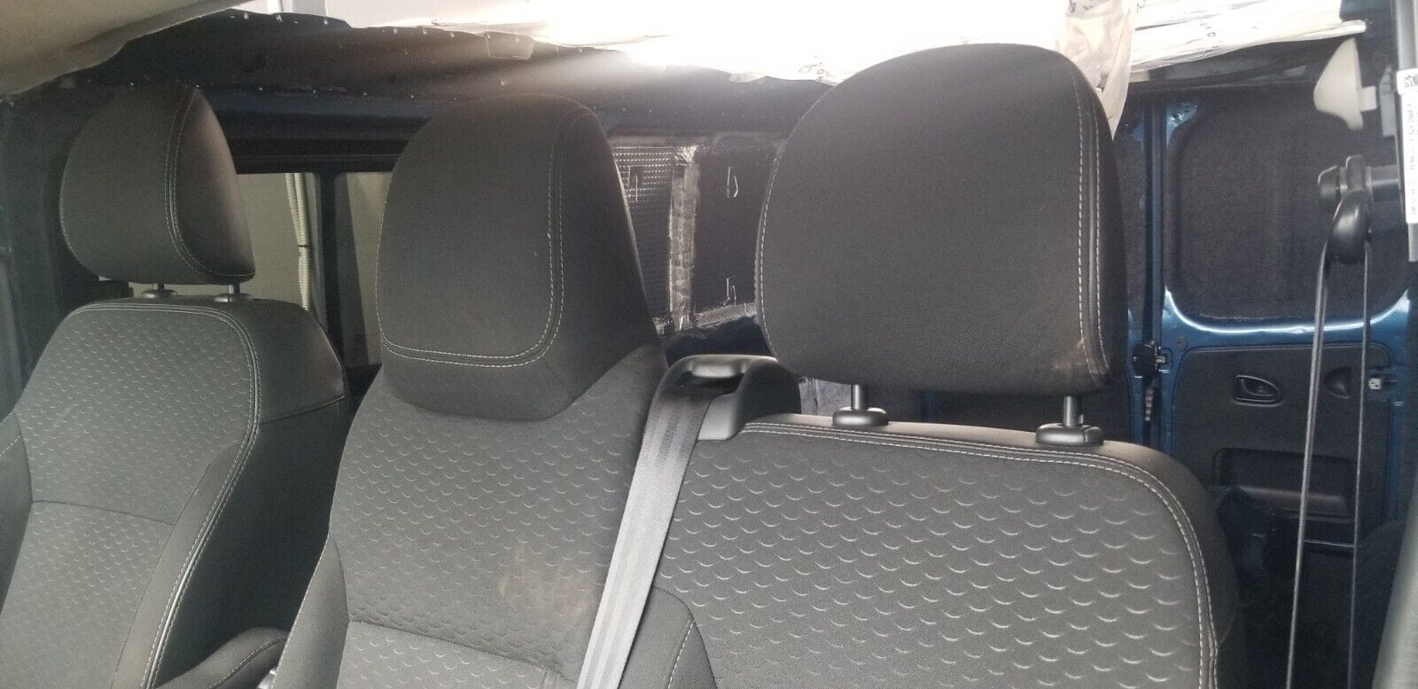 VAUXHALL VIVARO RENAULT TRAFIC PASSENGER SEATS 2015 - 2019 - Image 6