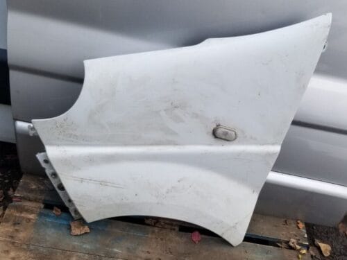 VIVARO TRAFIC PASSENGER SIDE FRONT LEFT WING