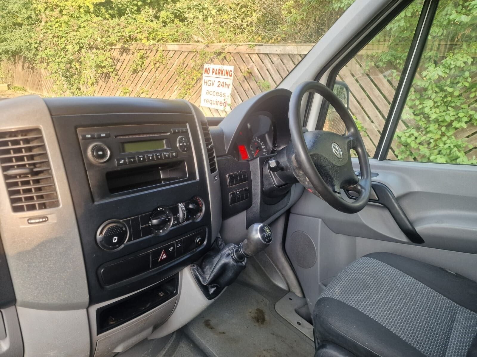 VOLKSWAGEN CRAFTER - Image 15