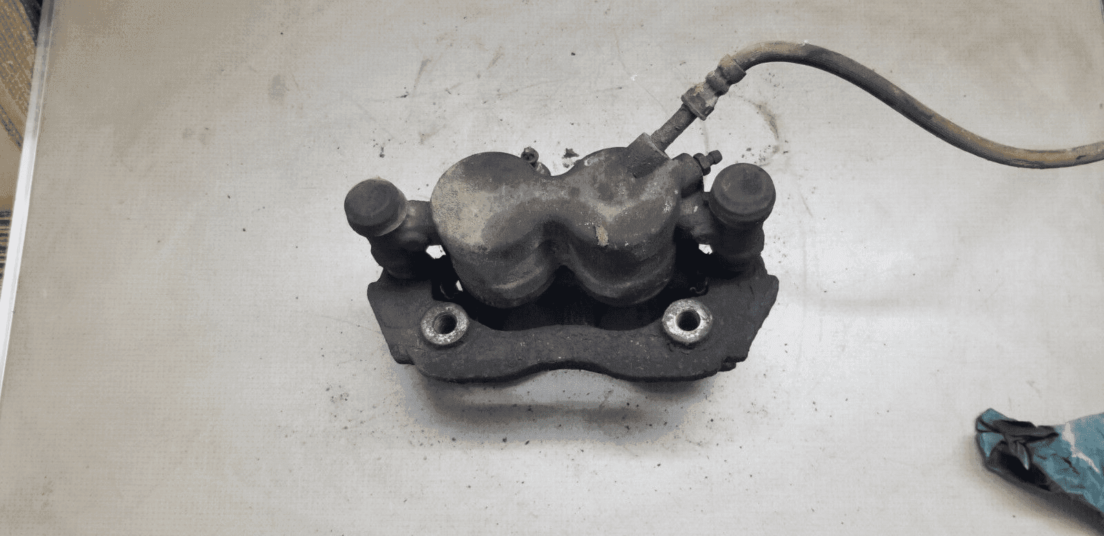 Volkswagen Brake/ Volkswagen Crafter Brake Caliper Driver Rear 2013 2.0 Diesel - Image 5