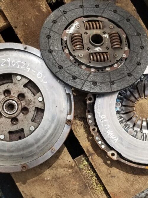 Volkswagen Crafter Flywheel And Clutch Kit 2.0 Tdi 6 Speed Manual |O