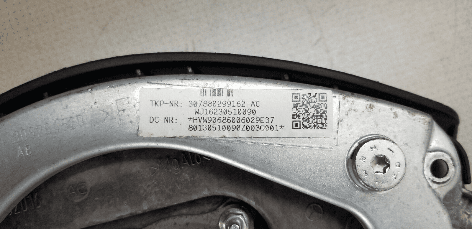 Volkswagen Crafter Drivers Airbag 90686006029E37 2006 - 2014 |O - Image 4