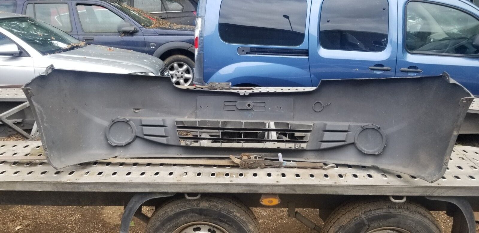 Vauxhall Vivaro 2007-2014 Front Bumper Gray Textured Without Fog Lamp Holes - Image 4