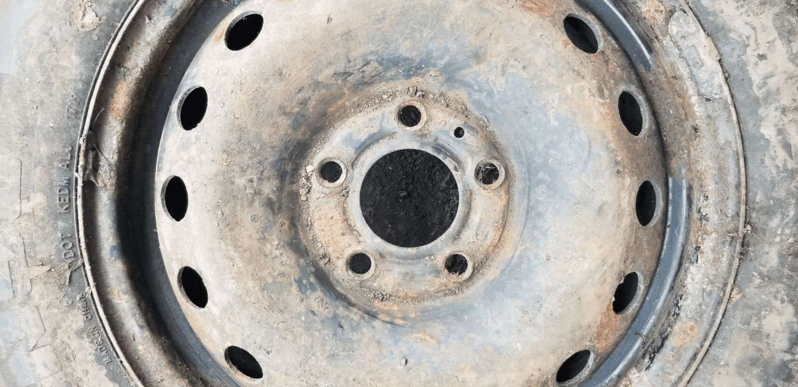 Vauxhall Vivaro Steel Wheel With Tyre 205/65R16C 5 Stud |O - Image 3