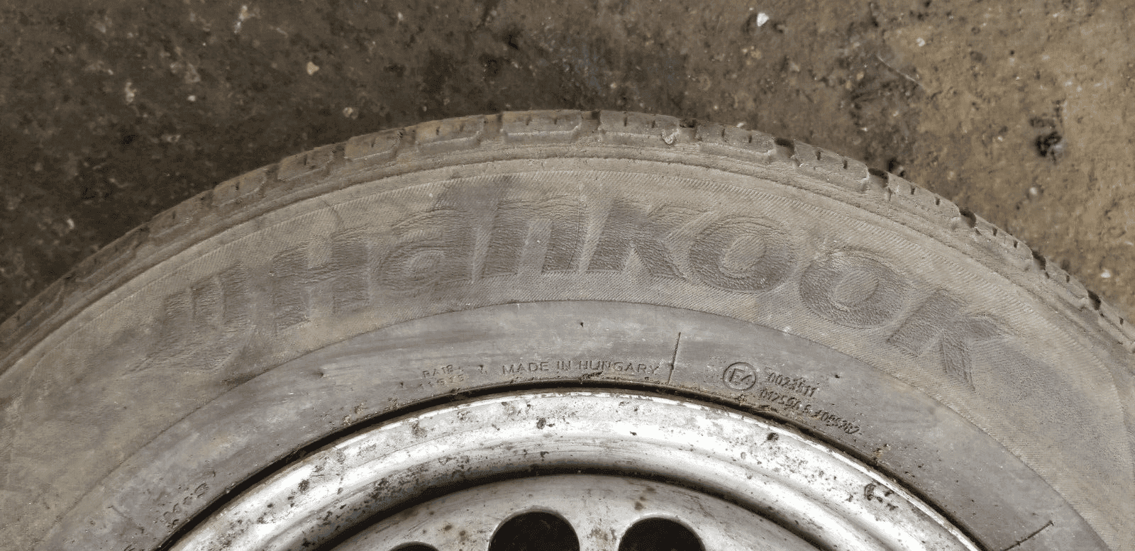 Volkswagen Bus Steel Wheel Rim (7H0601027D) And Tyre 215/65R16C |O - Image 6