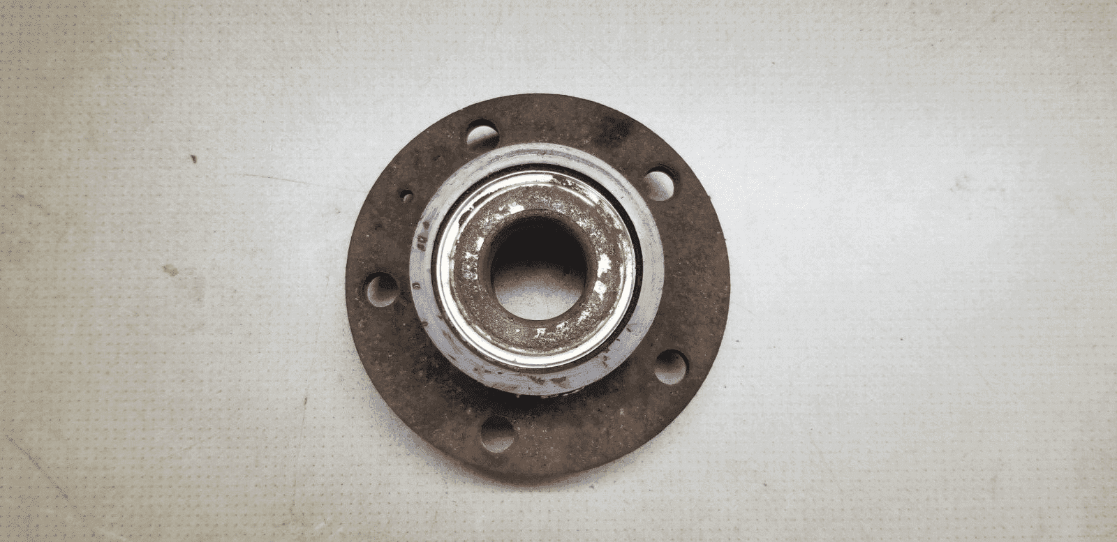 Wheel hub assembly for Skoda Octavia Combi 1.6 TDI 2012