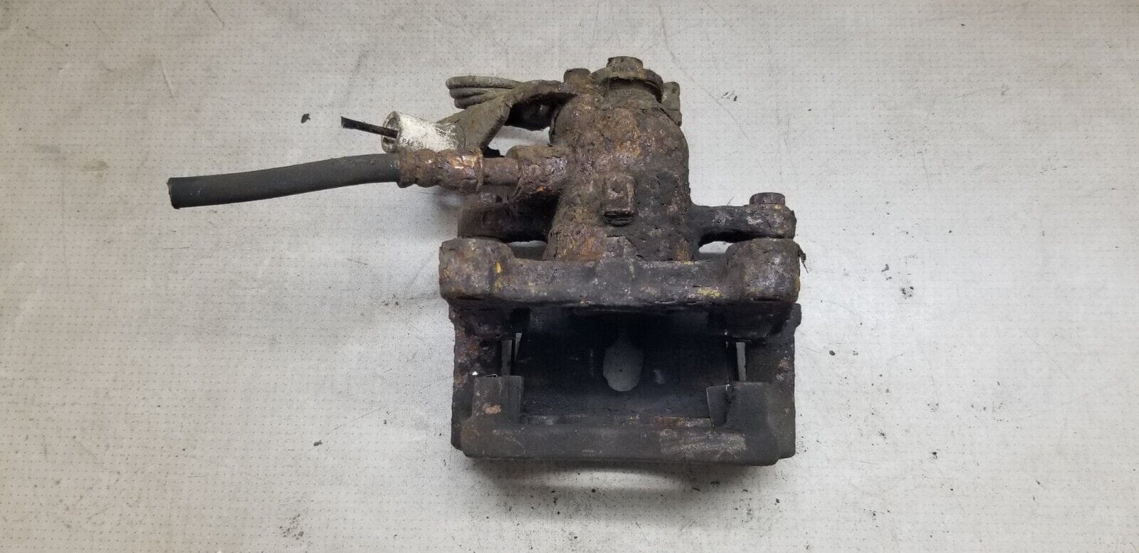 2011 FORD GALAXY 2.0 DIESEL OSR REAR DRIVER SIDE BRAKE CALIPER - Image 4