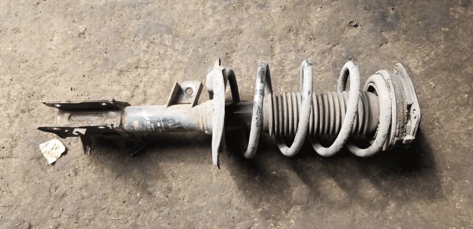 2011 Nissan Qashqai J10 1.5 Diesel. Front Right Side Shock Absorber 54302BR20A