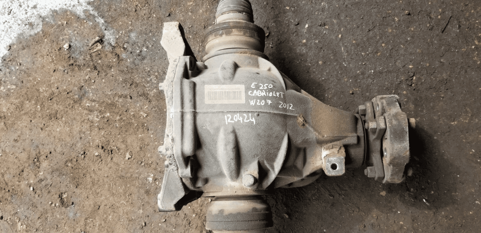 2012 MERCEDES BENZ E250 CDI COUPE REAR DIFFERENTIAL A2043510705 - Image 3