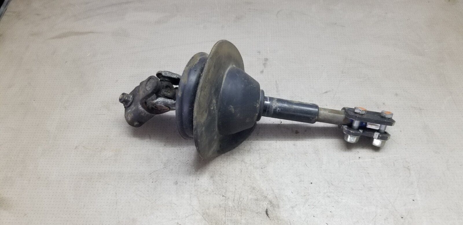 2013 VAUXHALL VIVARO RENAULT TRAFIC UNIVERSAL JOINT 8200011728