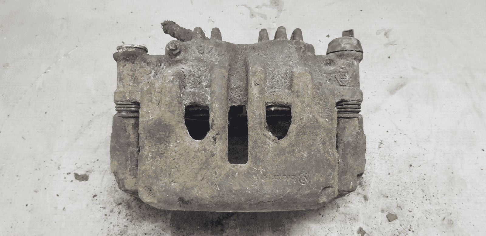 2014 Renault Master / Nv400 / Movano 2.3 Dci Front Caliper Driver Side