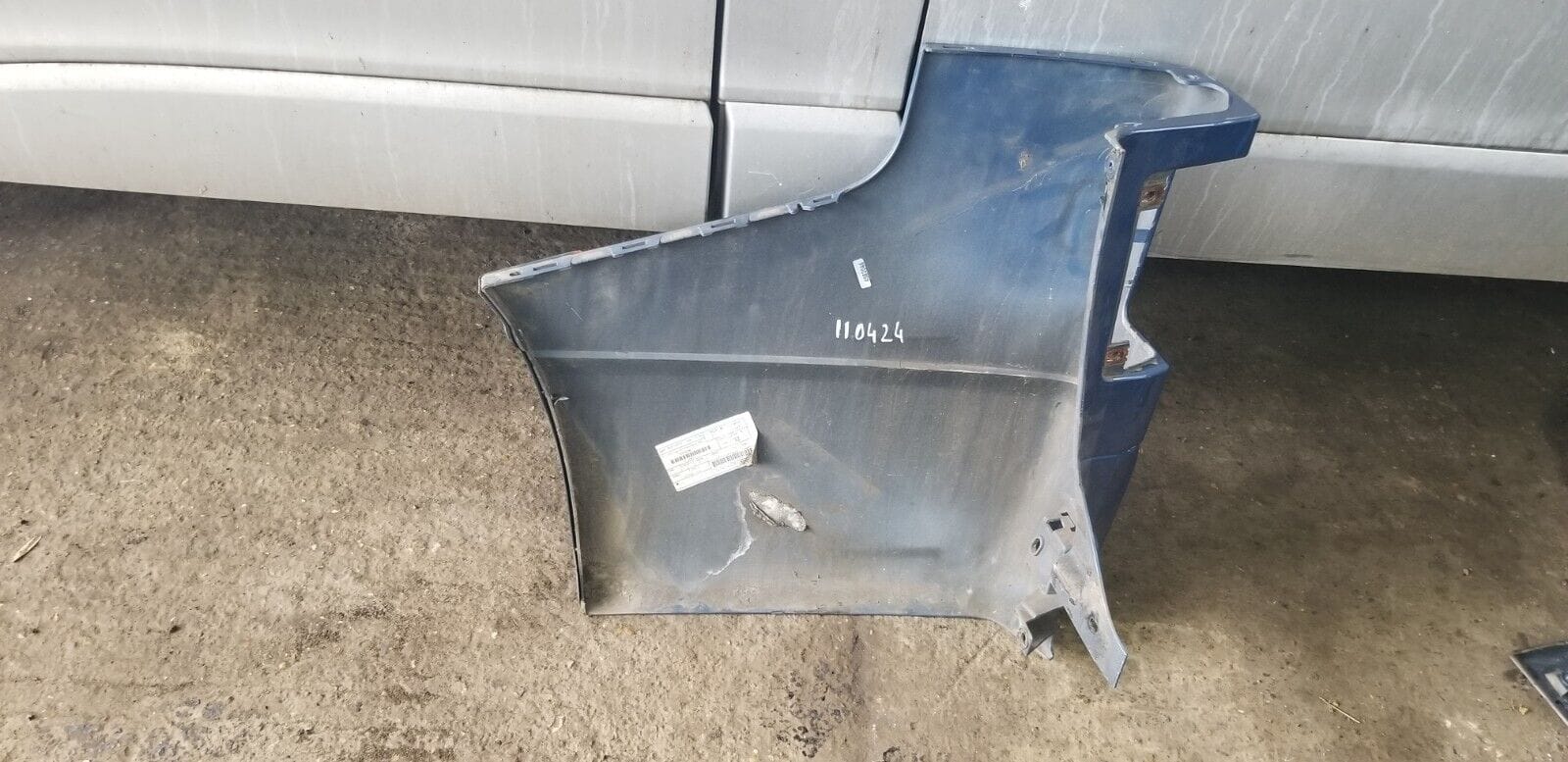 2015 Renault Trafic OSR Drivers Rear Corner Bumper Blue 850160502R |O - Image 5