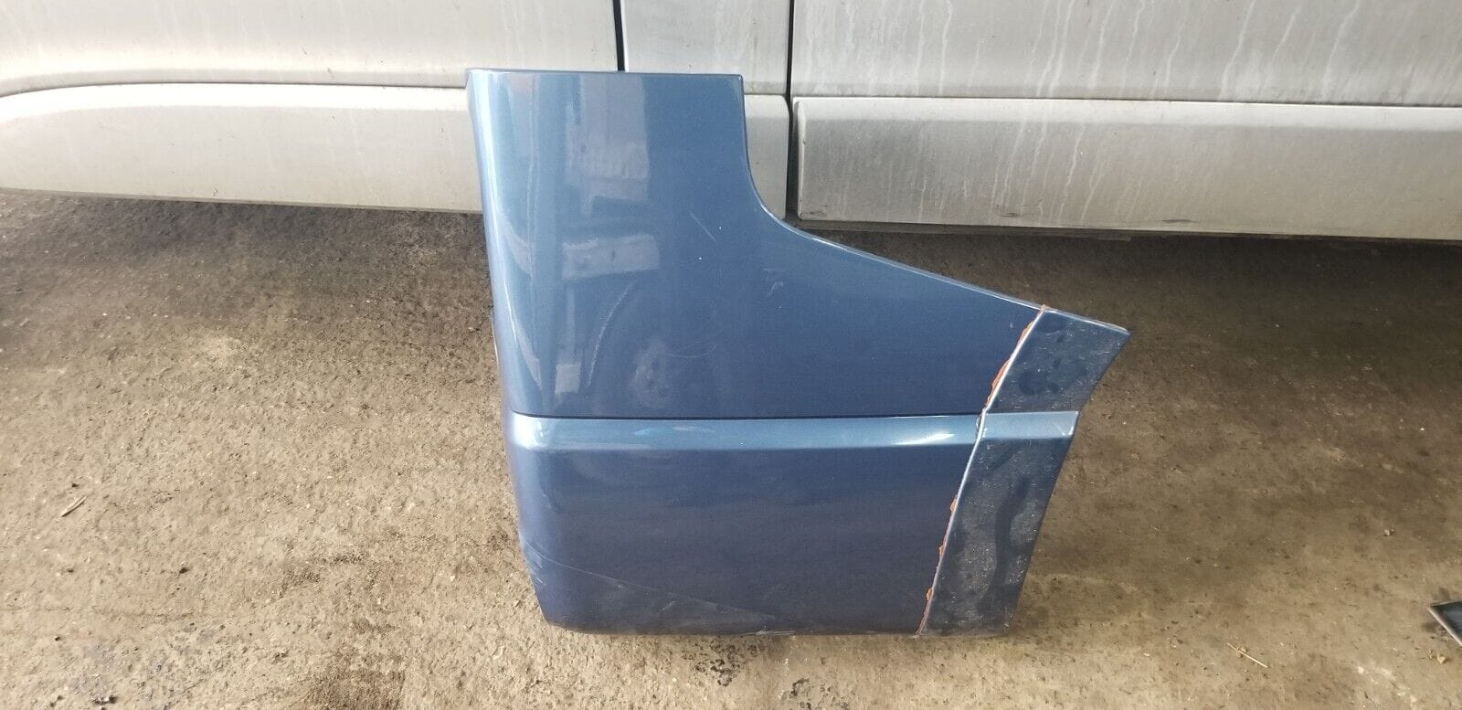 2015 Renault Trafic OSR Drivers Rear Corner Bumper Blue 850160502R |O