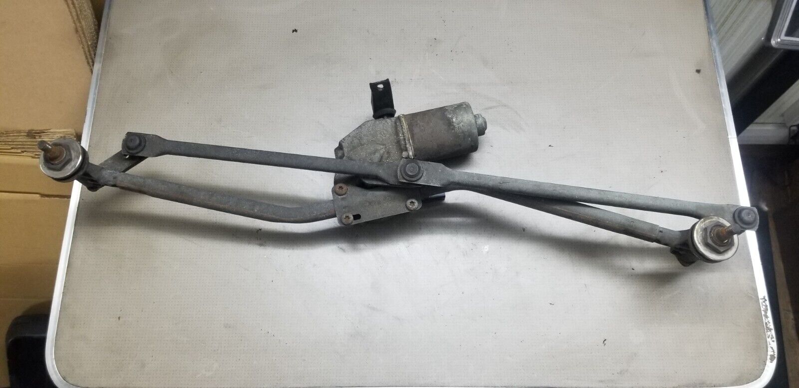 Volkswagen Crafter Front Wiper Motor and Linkage 40514712V - 2015 - Image 5