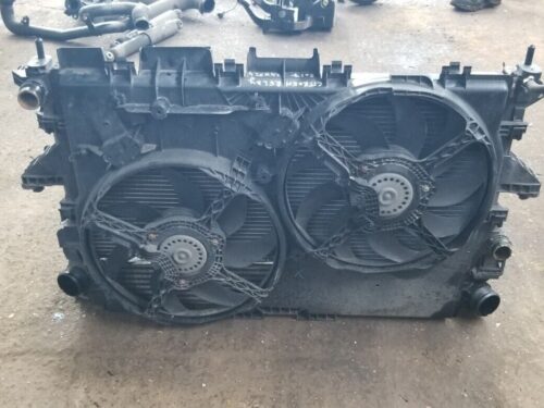 Front view of radiator pack 1379297080 for Citroen Relay / Peugeot Boxer 2.0 Diesel