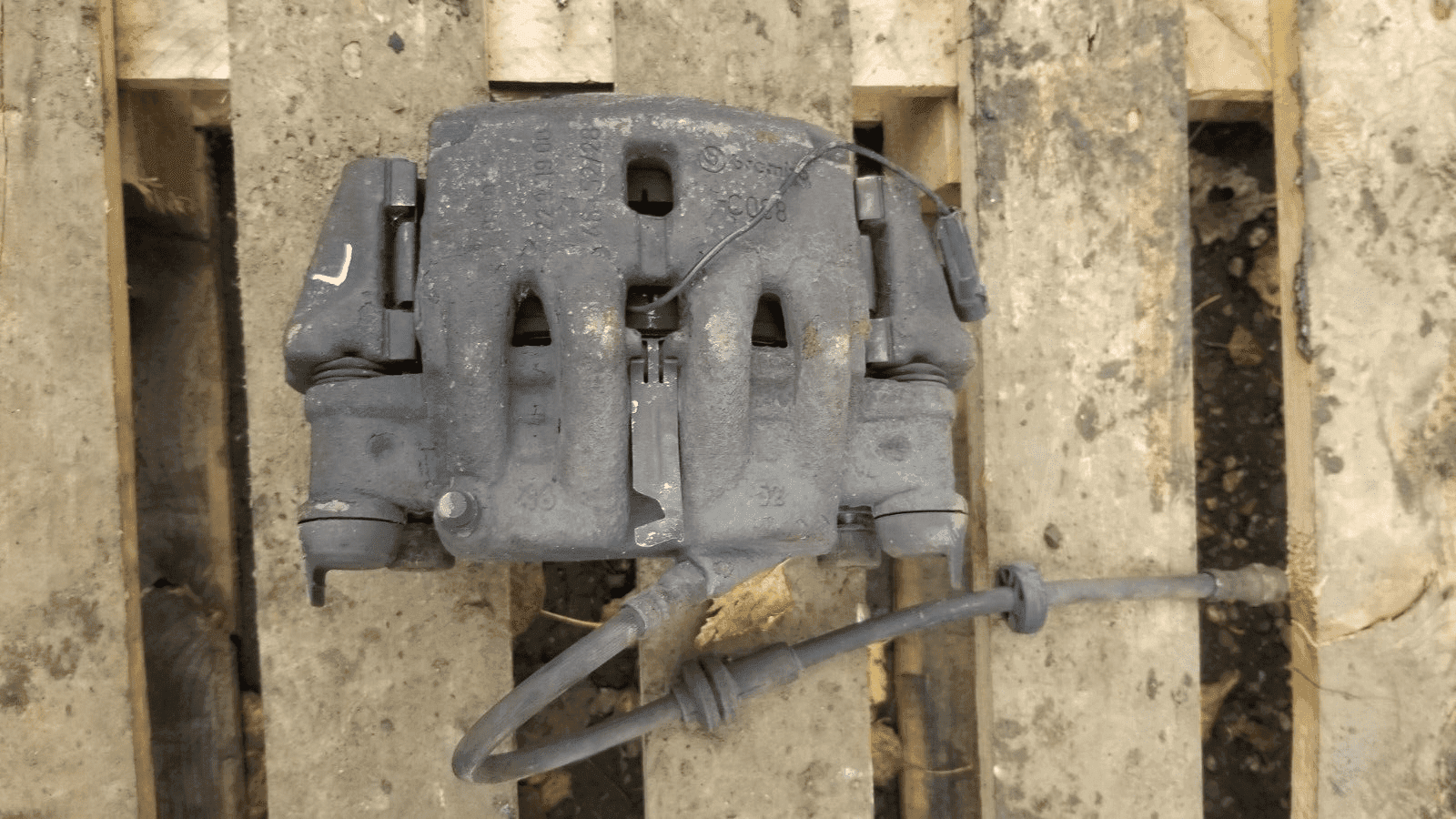 2018 Peugeot Boxer Brake Caliper Left Near Side Front - Image 3