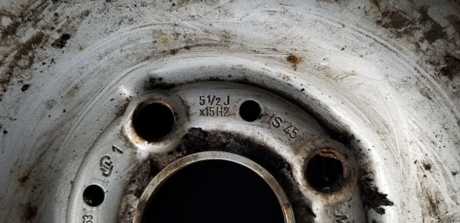 2x 6768497 MINI 5.5Jx15H2 WHEELS & TYRES 175/65R15 - Image 4