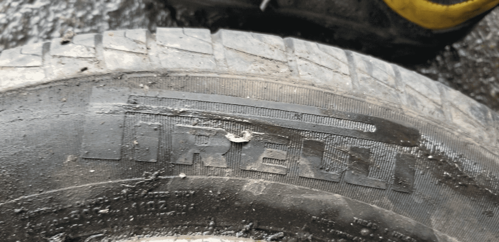 2x 6768497 MINI 5.5Jx15H2 WHEELS & TYRES 175/65R15 - Image 8