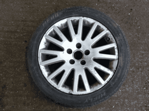 AUDI A4 B7  17'' ALLOY WHEEL & TYRE 4FO 601 025 AK 235/45R17