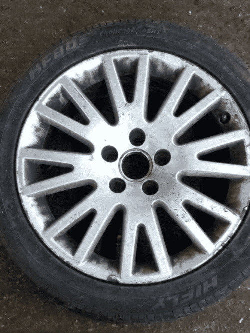 AUDI A4 B7  17'' ALLOY WHEEL & TYRE 4FO 601 025 AK 235/45R17