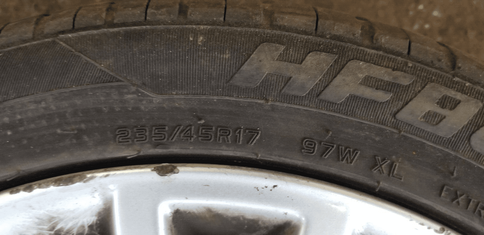 AUDI A4 B7 17'' ALLOY WHEEL & TYRE 4FO 601 025 AK 235/45R17 - Image 7