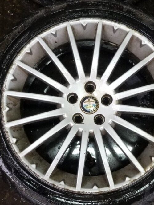 Alfa Romeo 215 45 R17 alloy wheel 5-stud front view