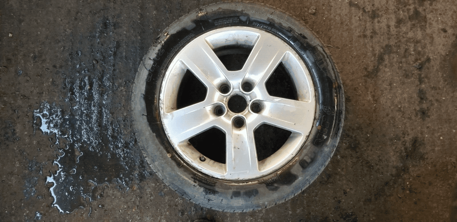 Audi A4 Alloy Wheel 8E0601025B And TYRE 205/55R16 |O