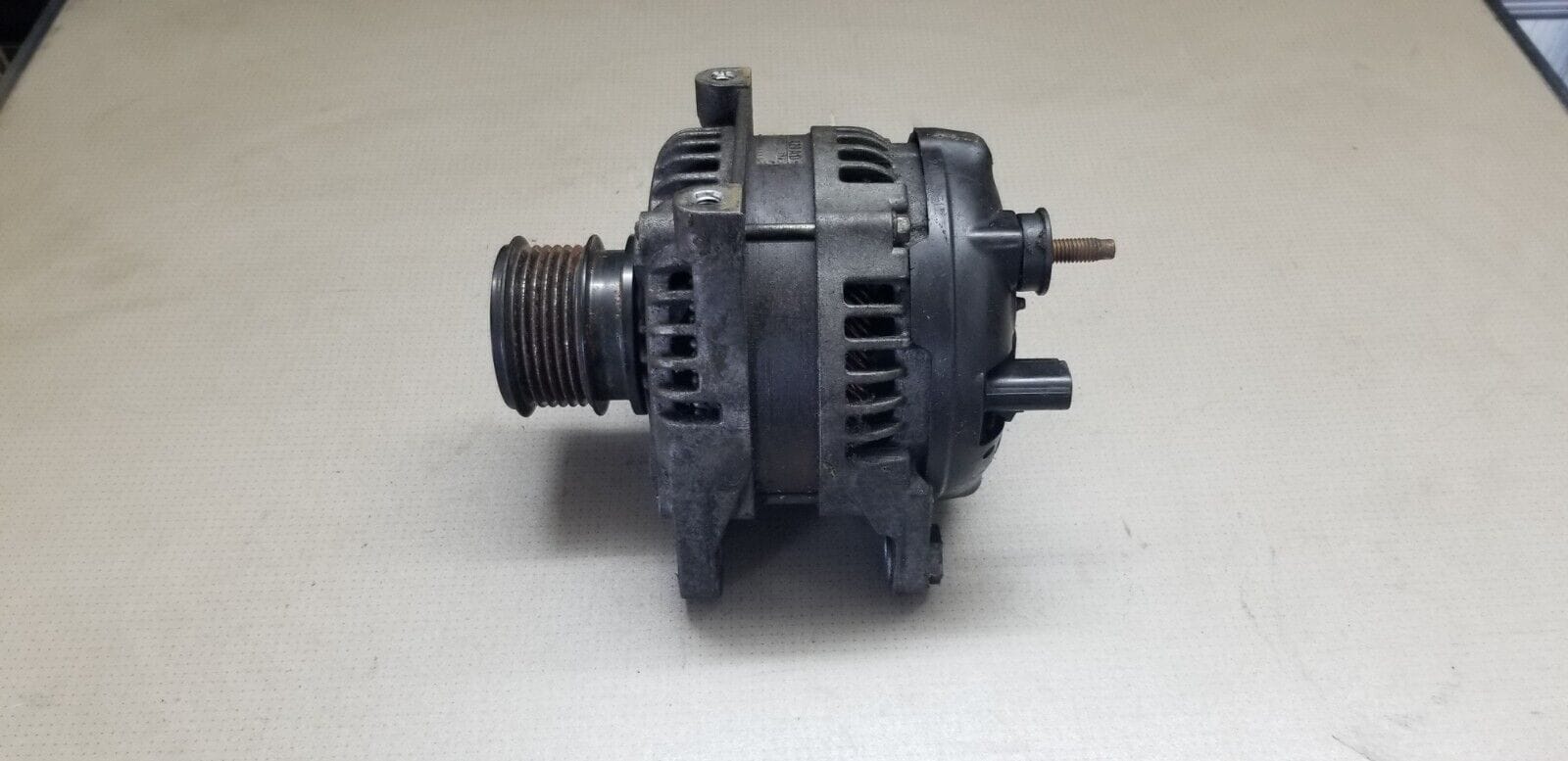 Chrysler Voyager 2.5 Diesel Alternator 421000-0083 |O - Image 4