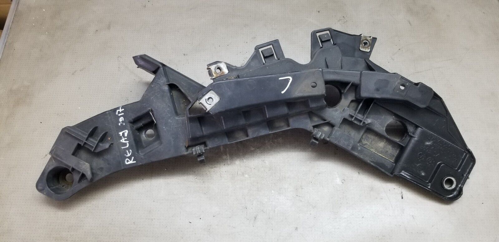 Citroen Relay Peugeot Boxer Front Left N/S Headlight Bumper Bracket 1375163080