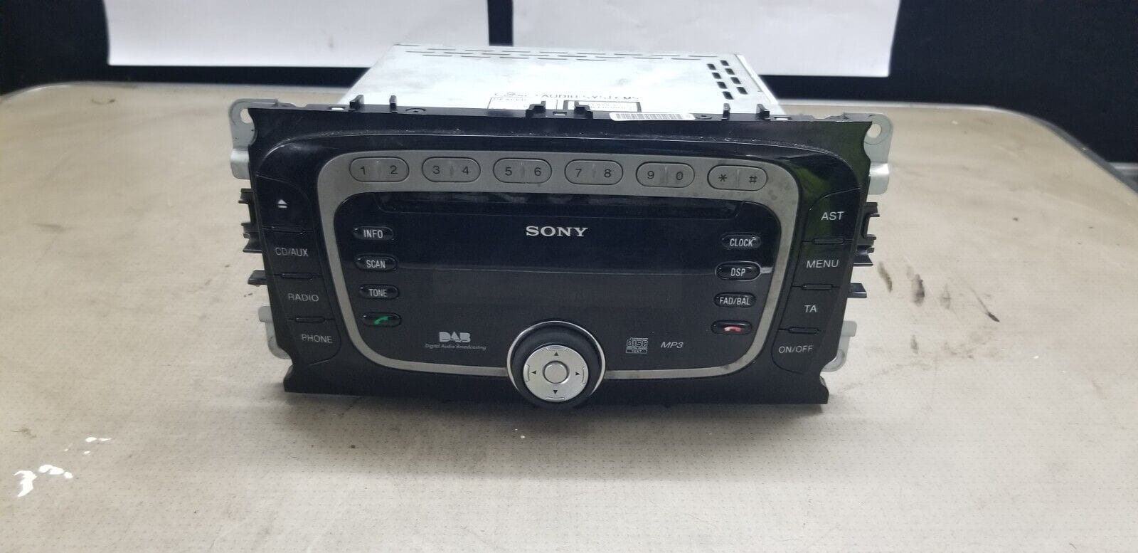 Ford Sony DAB MP3 Car Radio Stereo CD Player Galaxy 2011. No Code Provided
