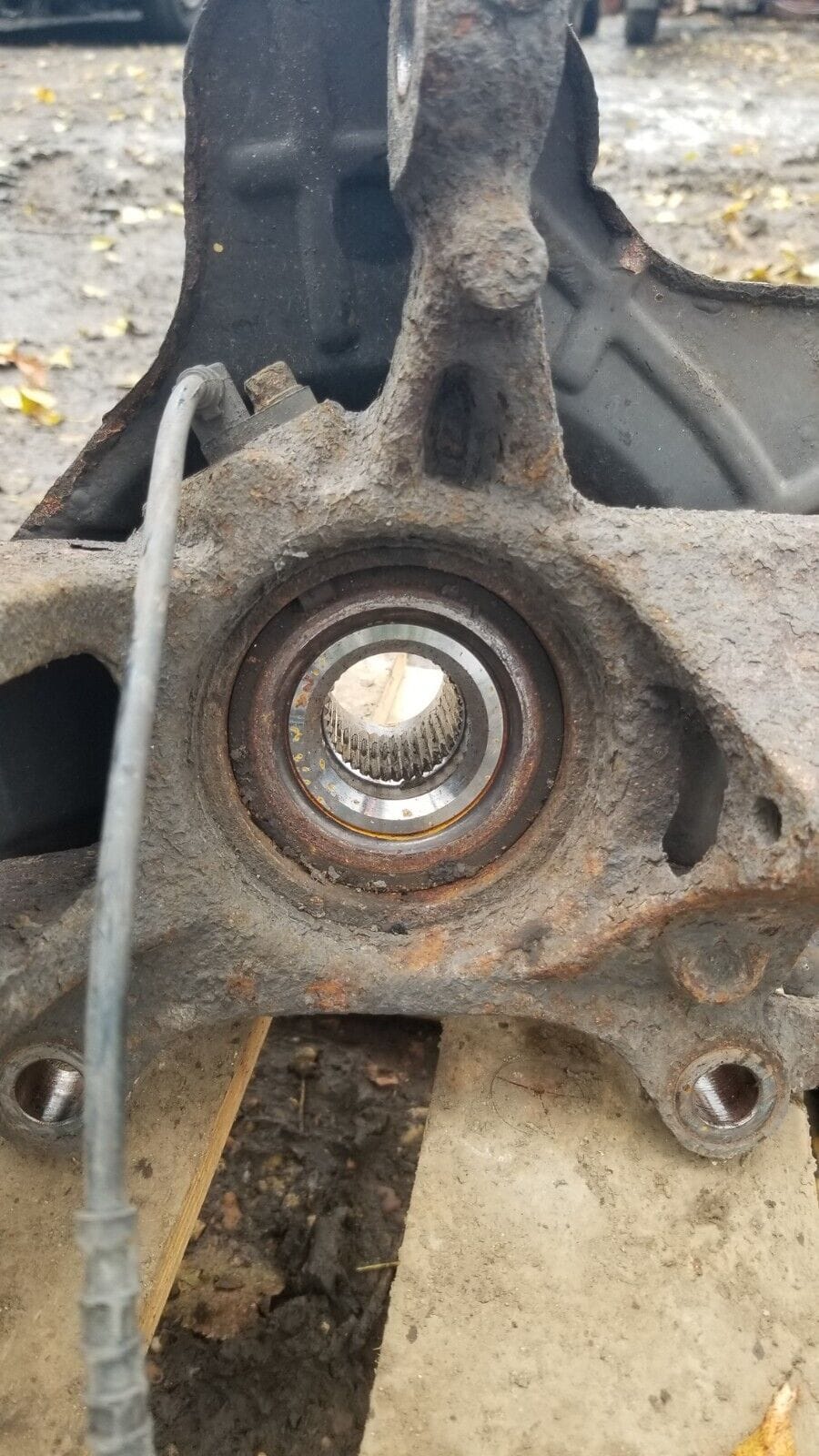 FRONT RIGHT WHEEL HUB 2018 PEUGEOT BOXER - Image 3