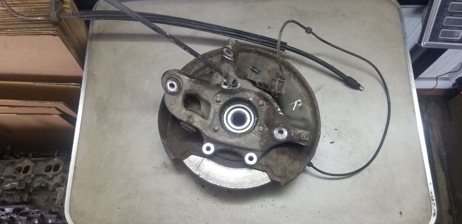 MERCEDES BENZ C CLASS W204 REAR RIGHT DRIVER SIDE WHEEL HUB BEARING 2011 - Image 4