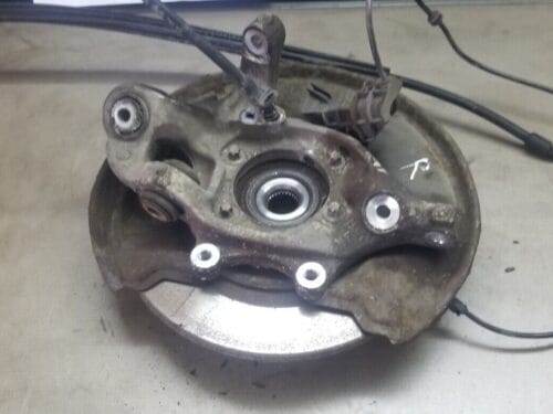 MERCEDES BENZ C CLASS W204 REAR RIGHT DRIVER SIDE WHEEL HUB BEARING 2011