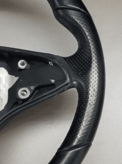 A2074600703 9E38 Steering Wheel Close-Up