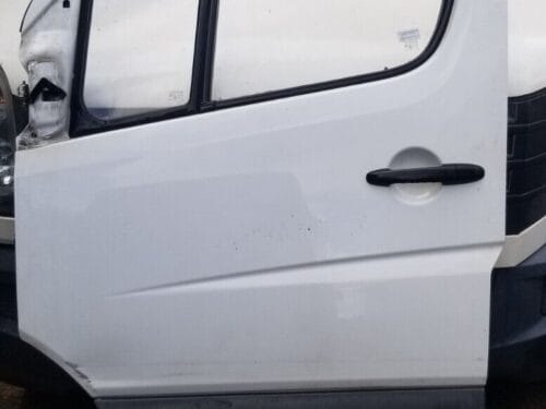 MERCEDES BENZ SPRINTER W906 VOLKSWAGEN CRAFTER PASSENGER SIDE FRONT WHITE DOOR