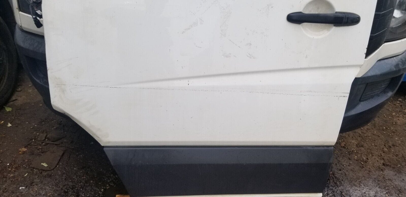 Mercedes Benz Sprinter W906 Volkswagen Crafter Passenger Side Front White Door - Image 3