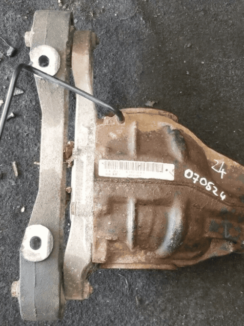 Mercedes Vito W639 rear differential A6393503414