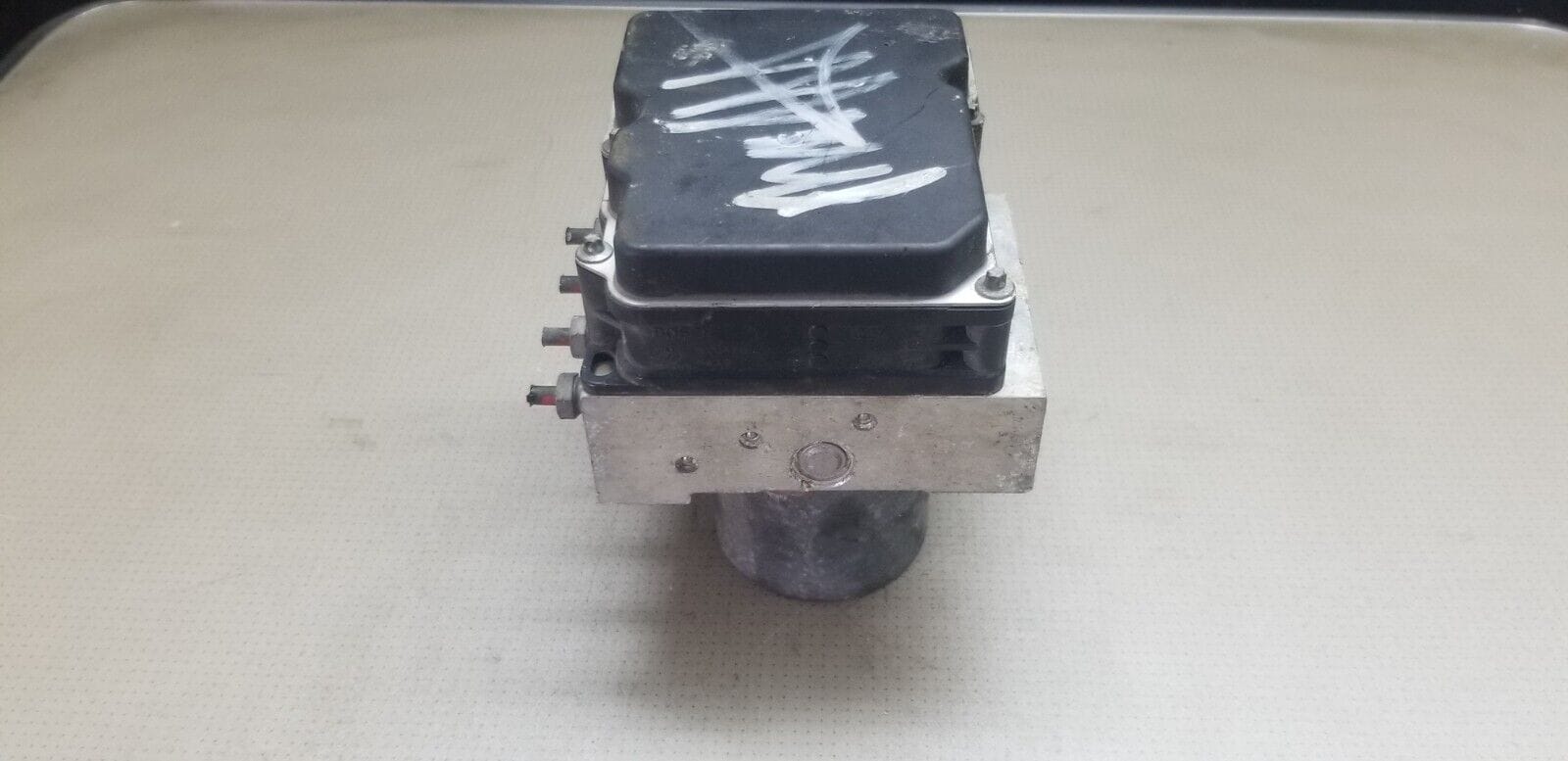 Mercedes Bnez Sprinter ABS Pump/Module 0265951520 A0074314612 - Image 7