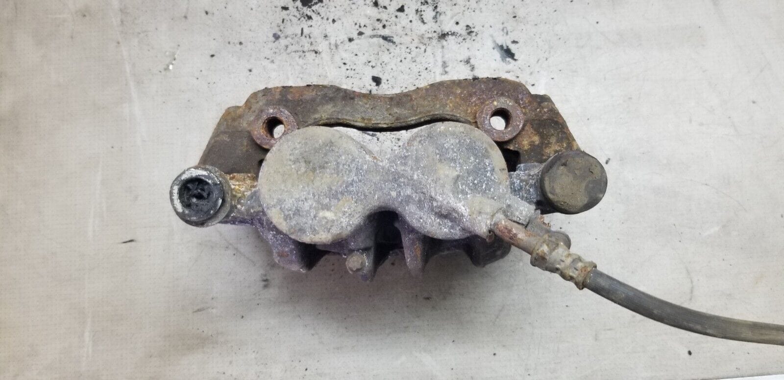 MERCEDES SPRINTER BRAKE CALIPER RIGHT FRONT 2.1 DIESEL W906 2014 - Image 4