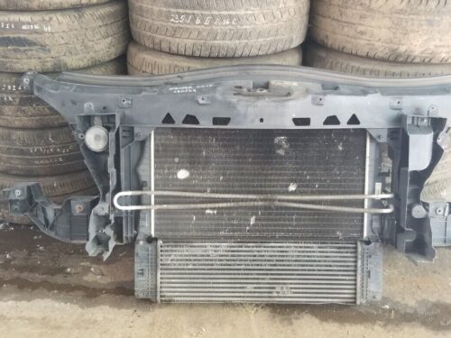 Mercedes Benz Sprinter Front Panel And Radiator Pack A9065050855 W906 2.1L Diesel 2015 |O