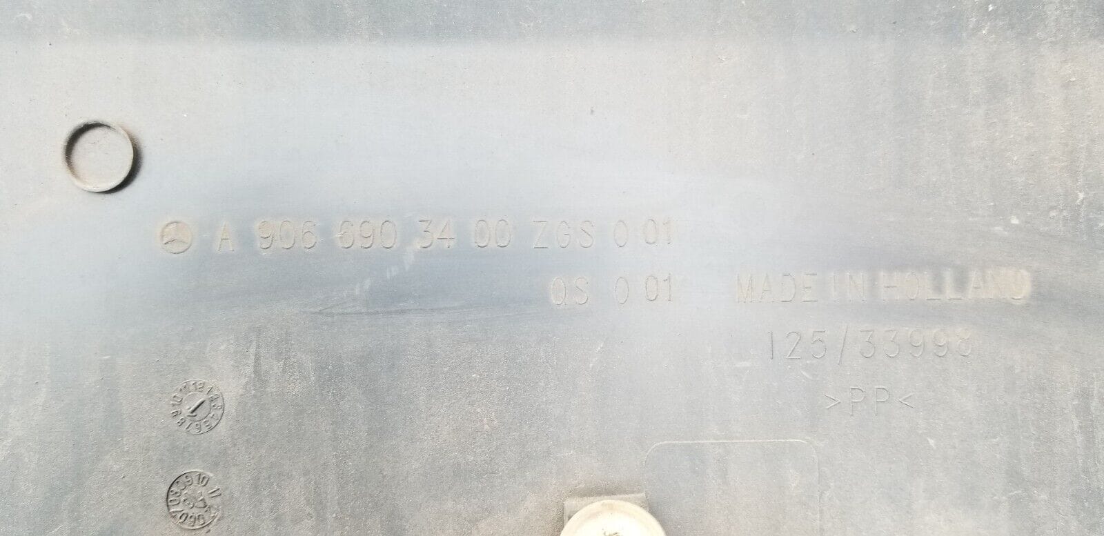 MERCEDES SPRINTER Moulding Trim Passenger Side 2014 Diesel W906 A9066903400 - Image 3