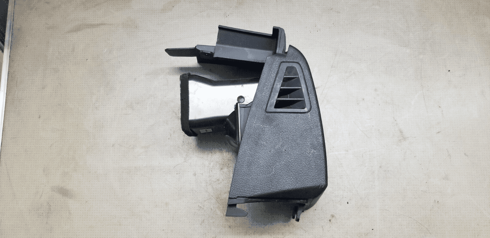 MERCEDES SPRINTER W906 Passenger Dash Air Vent 2015 Diesel A9068300654