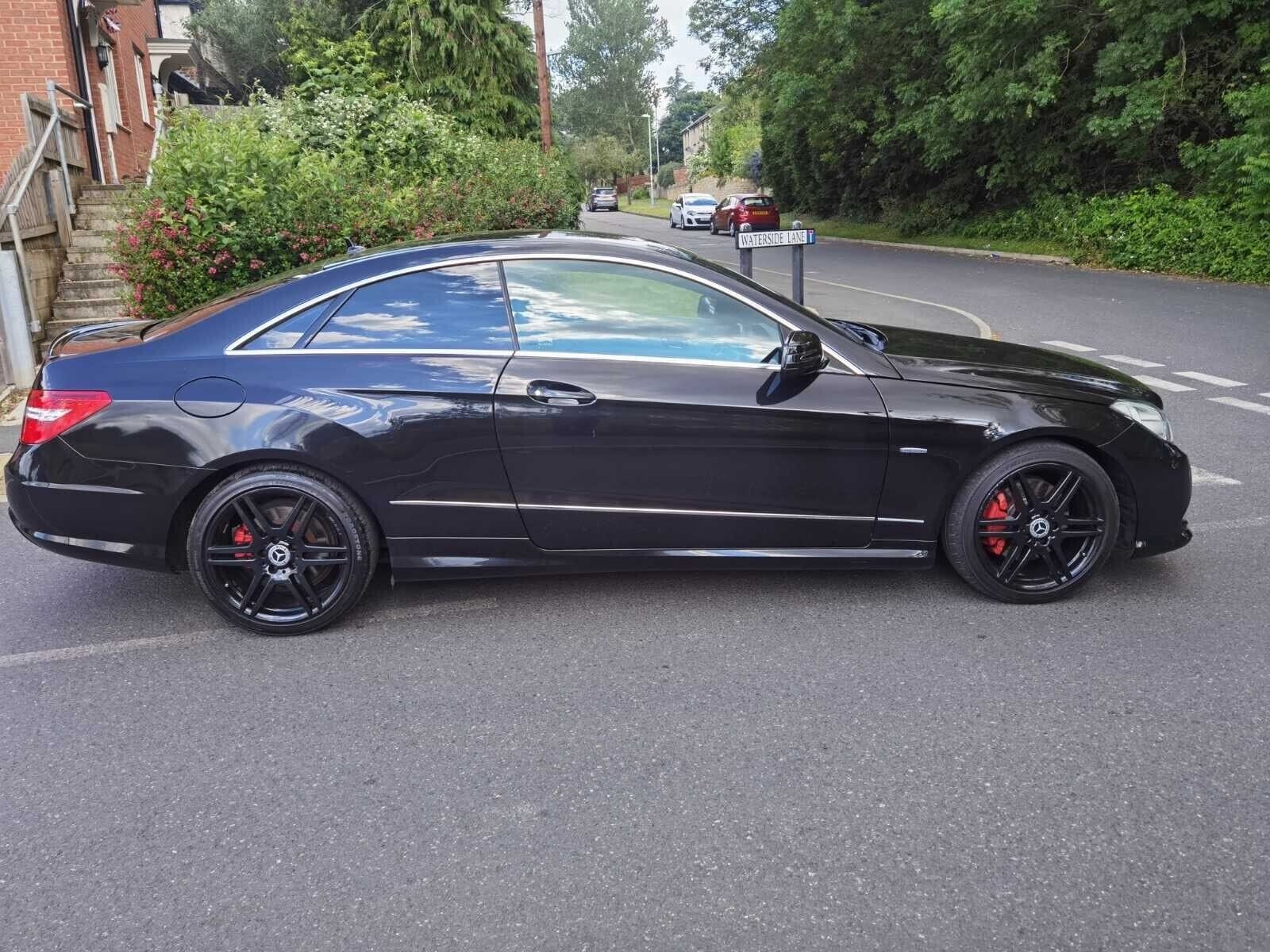 Mercedes Benz E220 SPORT ED125 CDI BLUE-CY A - Image 12