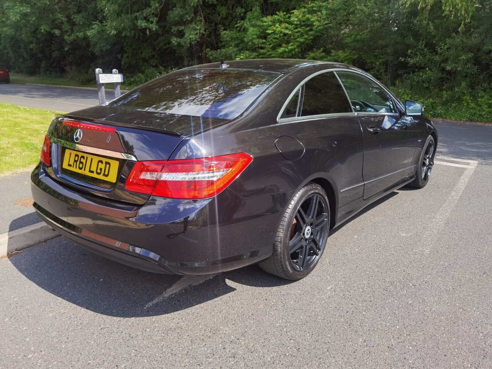 Mercedes Benz E220 SPORT ED125 CDI BLUE-CY A - Image 16