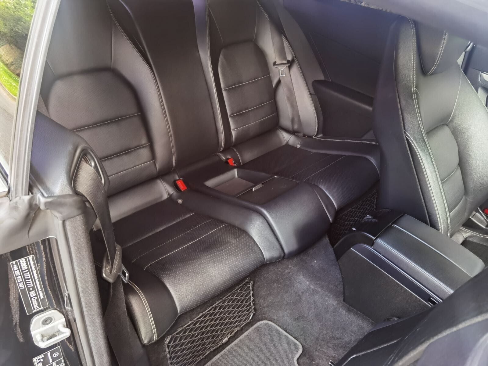 Mercedes Benz E220 SPORT ED125 CDI BLUE-CY A - Image 4