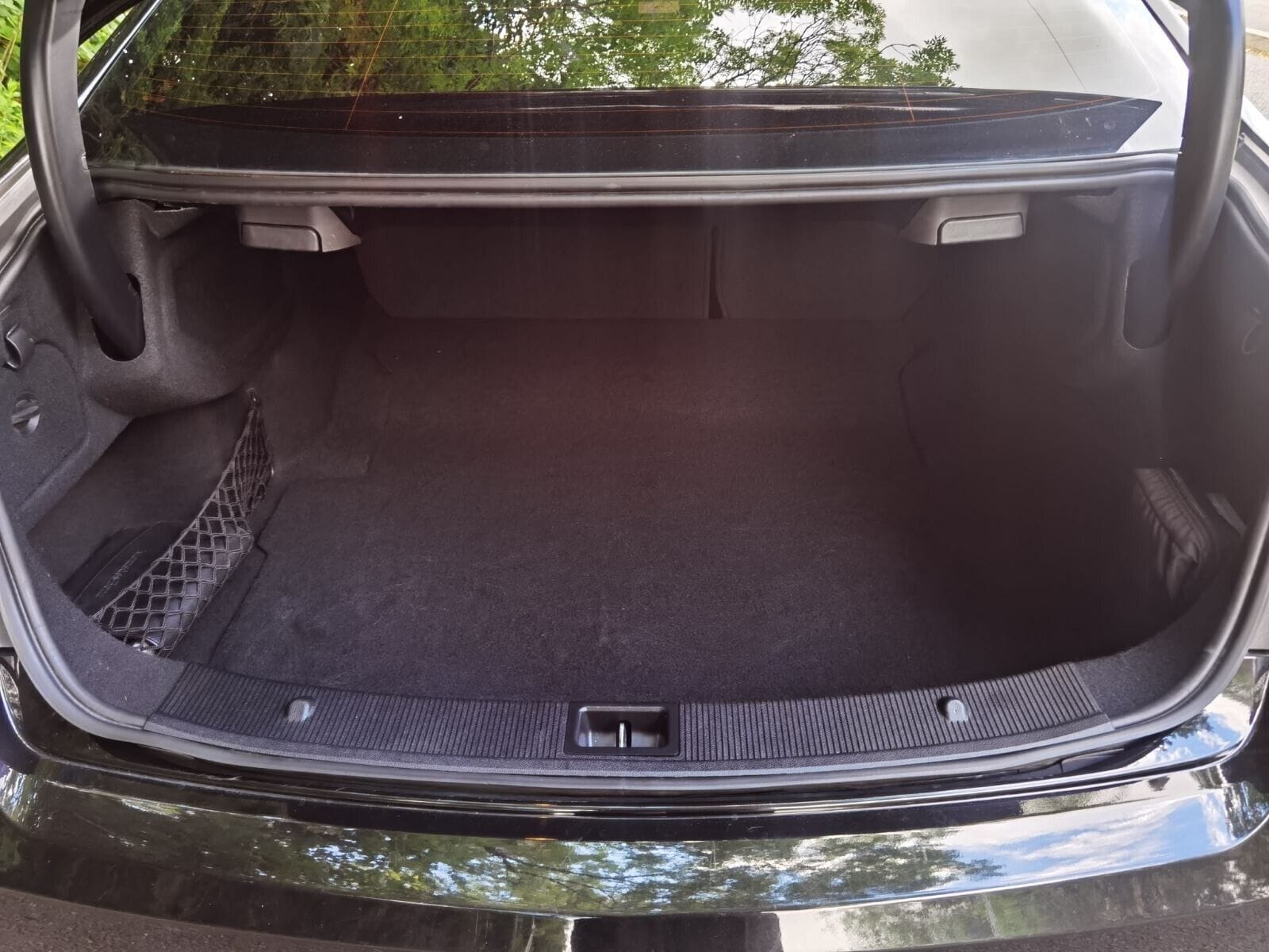 Mercedes Benz E220 SPORT ED125 CDI BLUE-CY A - Image 10